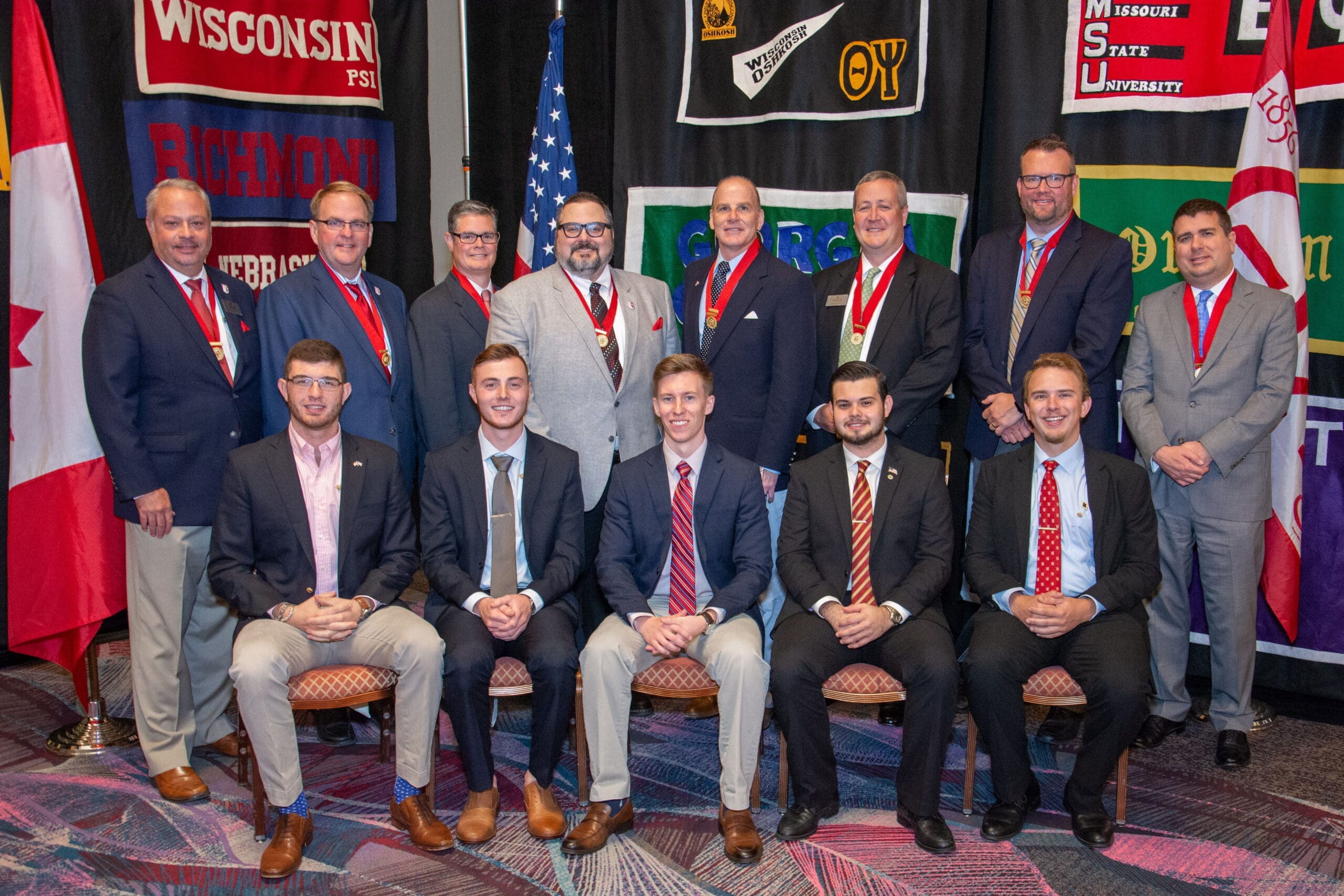 Resolute Men - 2018 Convention Group photo of award recipients at a conference.