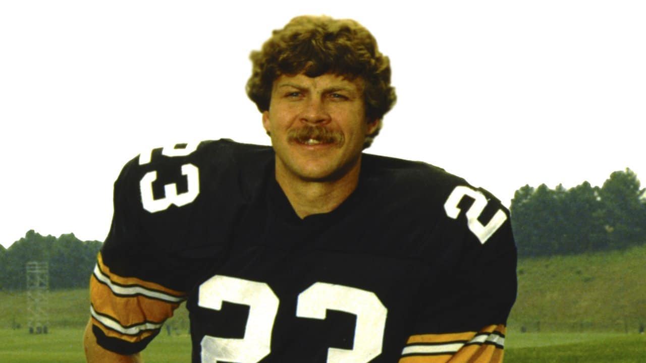 Mike Wagner - Zeta Psi - Western Illinois Football player in black jersey, number 33.