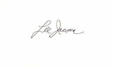 Lee Iacocca Lee Jackson signature on white background.