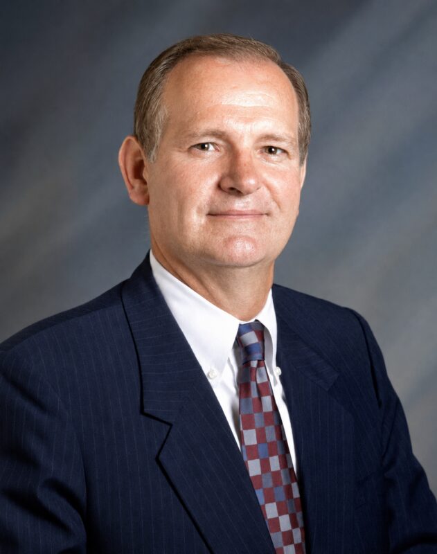 Headshot of Past International Presidents Richard L. "Dick" McCauley